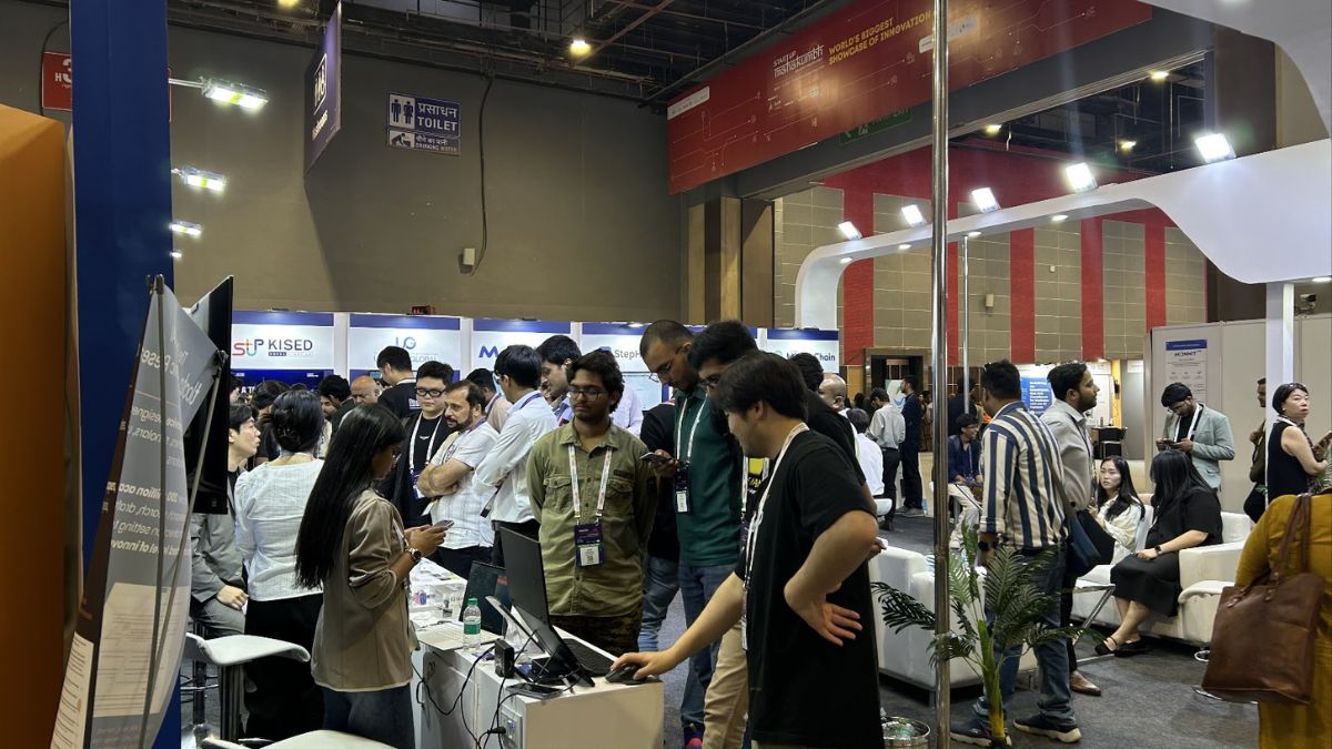 tlooto AI Highlights AcademicGPT at Startup Mahakumbh 2025, India’s Largest Startup and Innovation Event